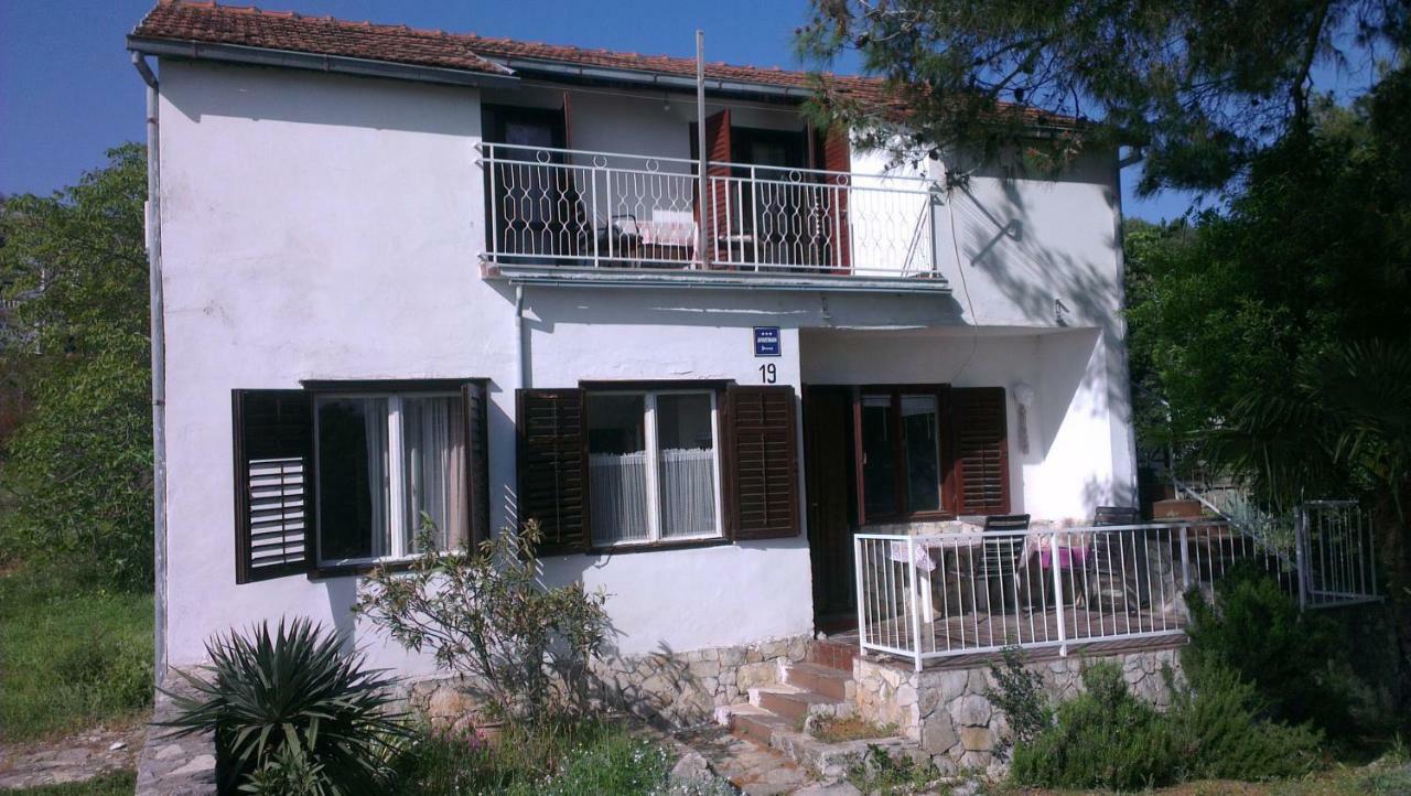 Raslina Sun Apartment Exterior photo